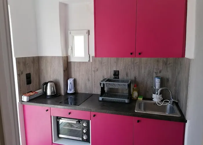 Zafiri Countryside 2 *